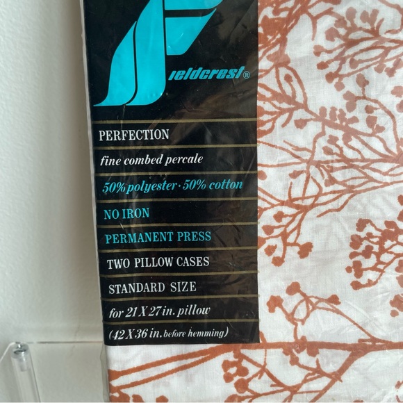 Vintage Fieldcrest Perfection Pillowcases - Picture 2 of 4
